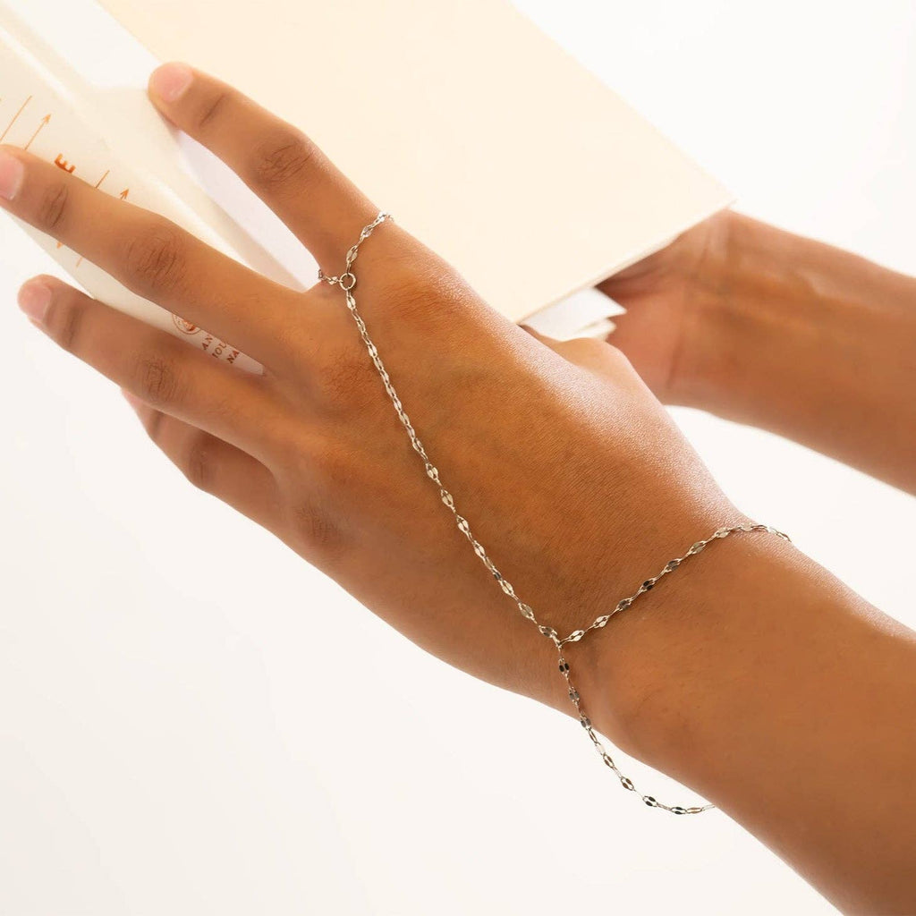 Charming Hand Chain: Silver