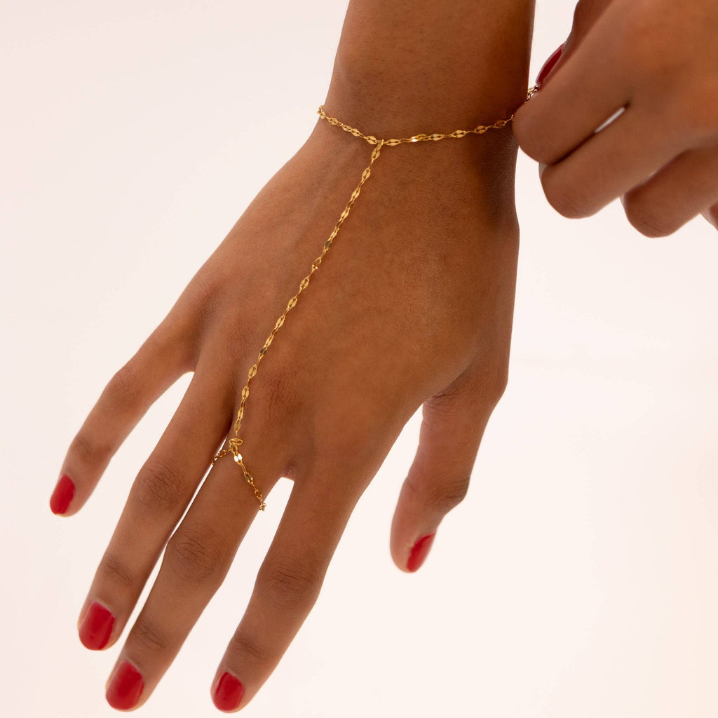 Charming Hand Chain: Gold