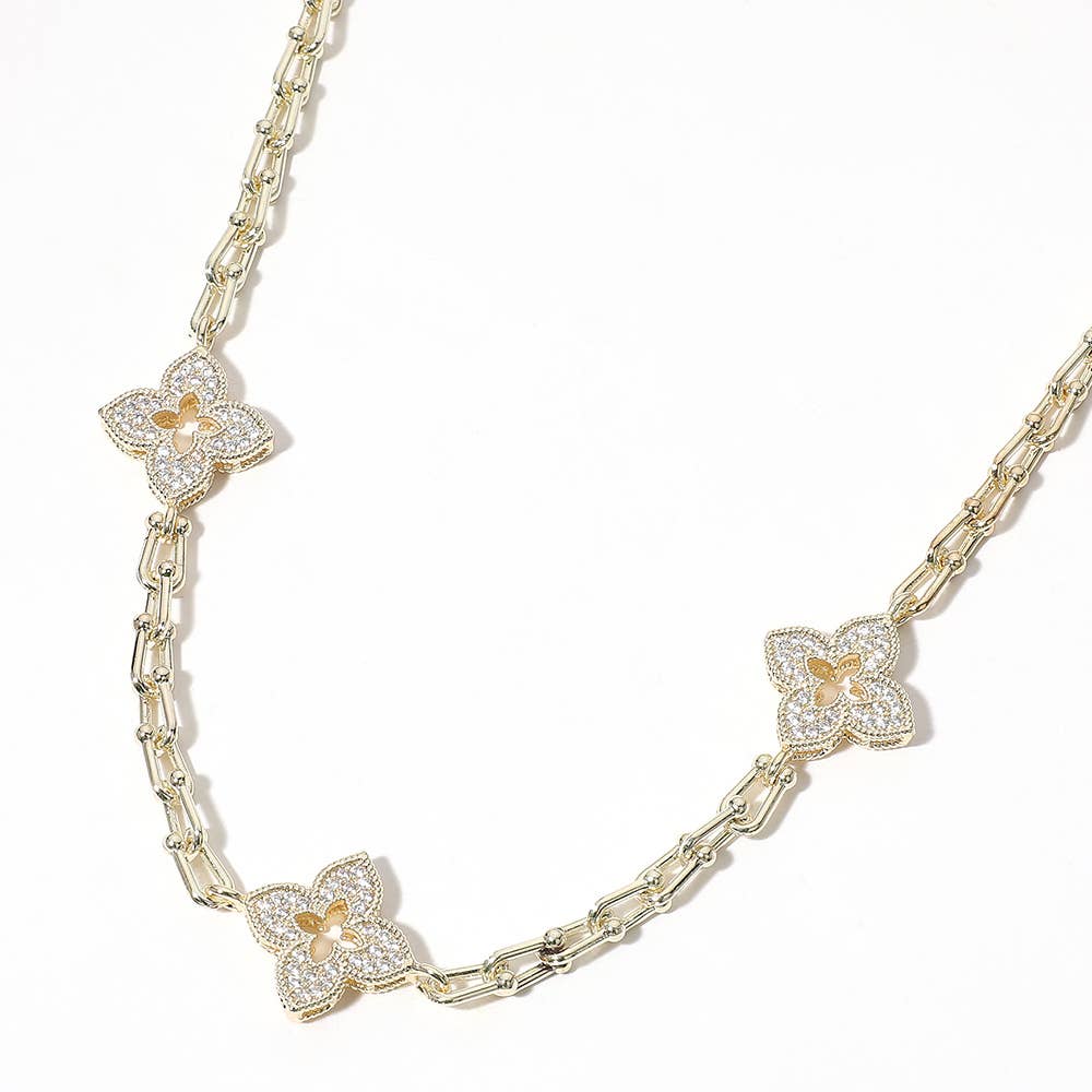 Pearl Clover Necklace