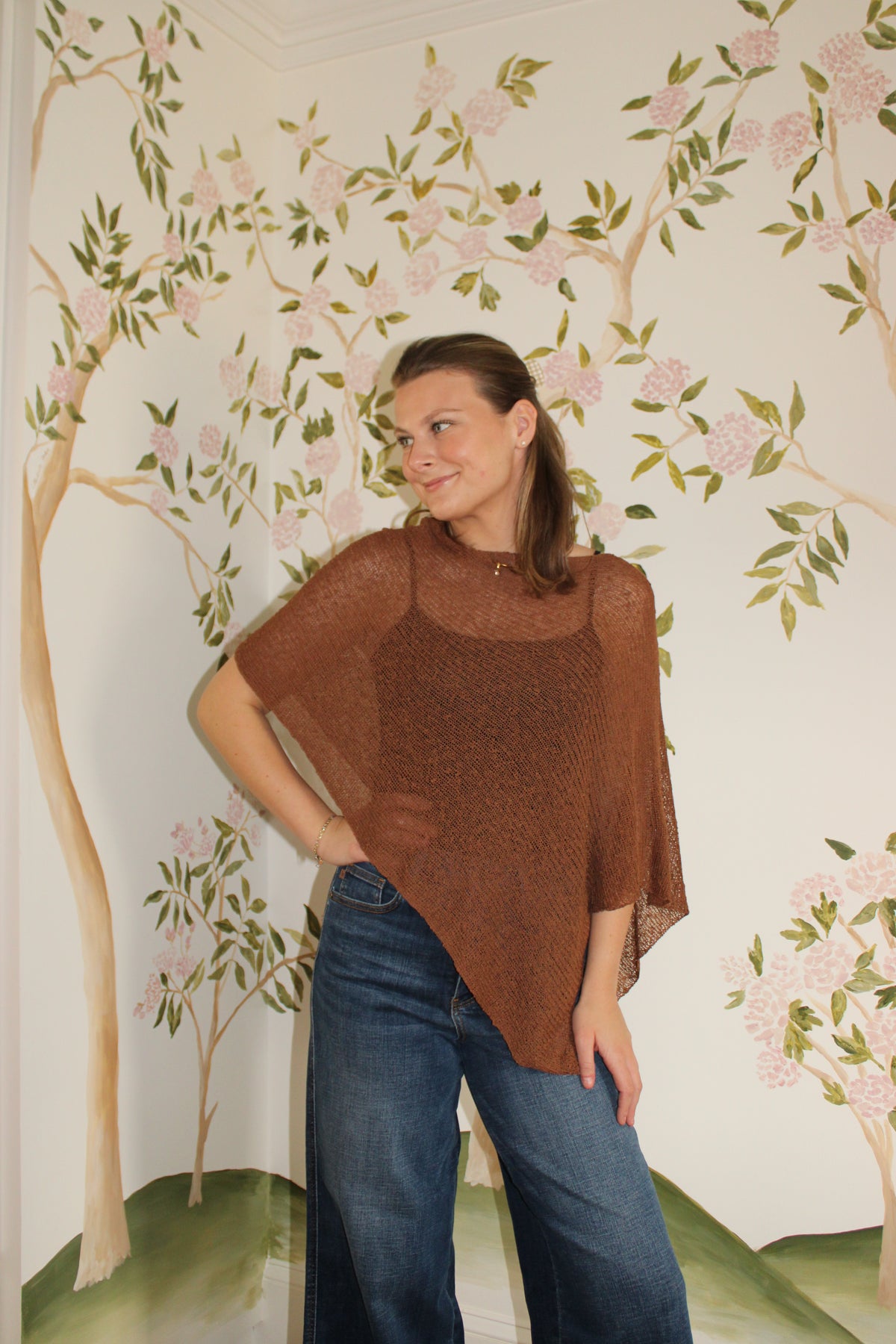 Kure Poncho: Brown