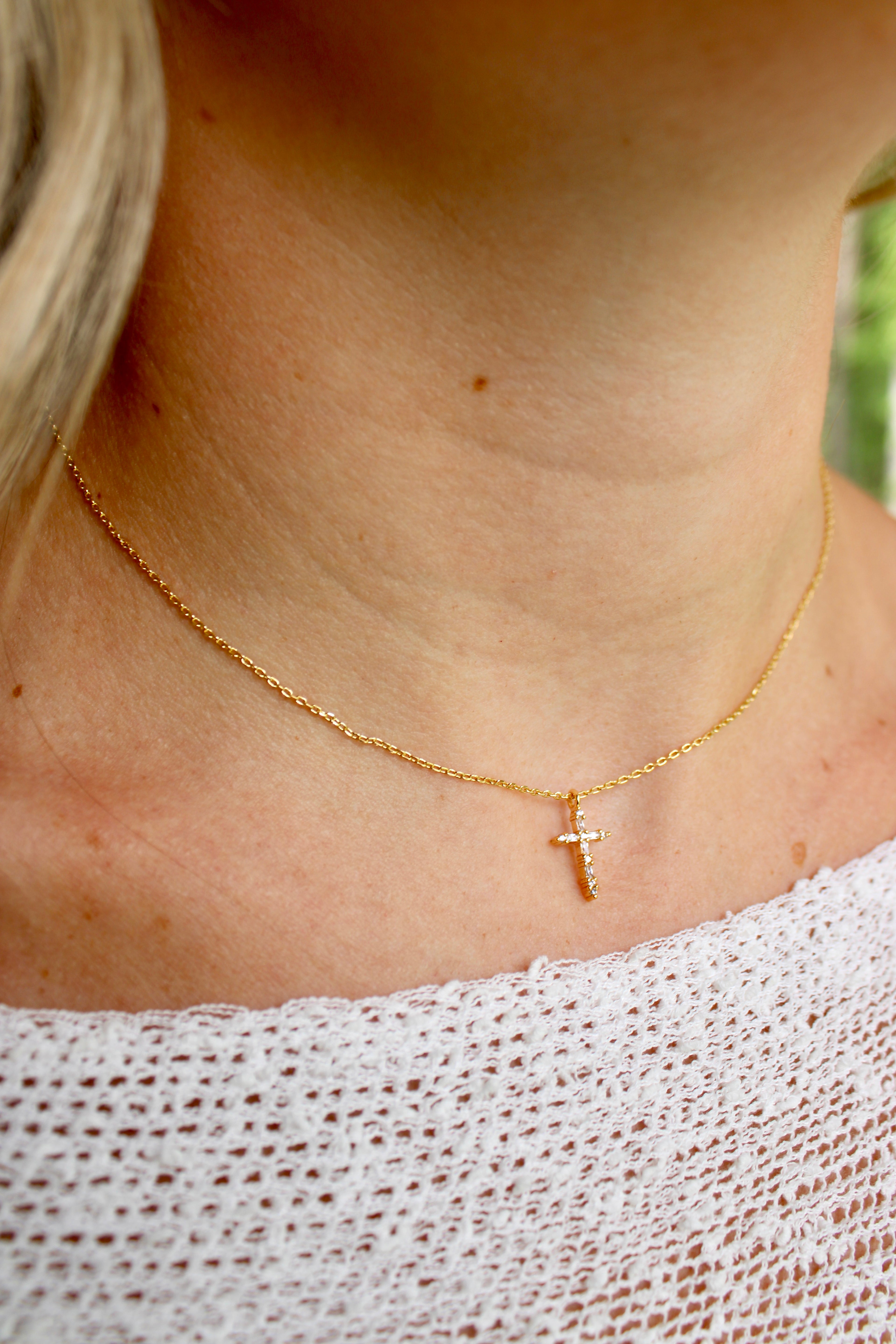 Rinestone Cross Necklace